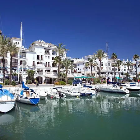 Golf Club, Step Into Elegance With 3-bedroom Luxury Modern Townhouse Close To Sotogrande 度假居 *